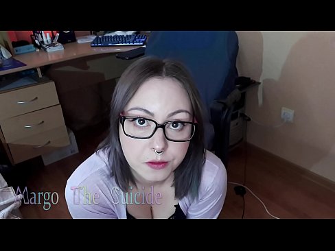 ❤️ Suíonn Cailín Sexy le Gloiní Dildo go domhain ar an gCeamara ❤️  Just a porn  uainn ga.pornsexer.ru ️❤